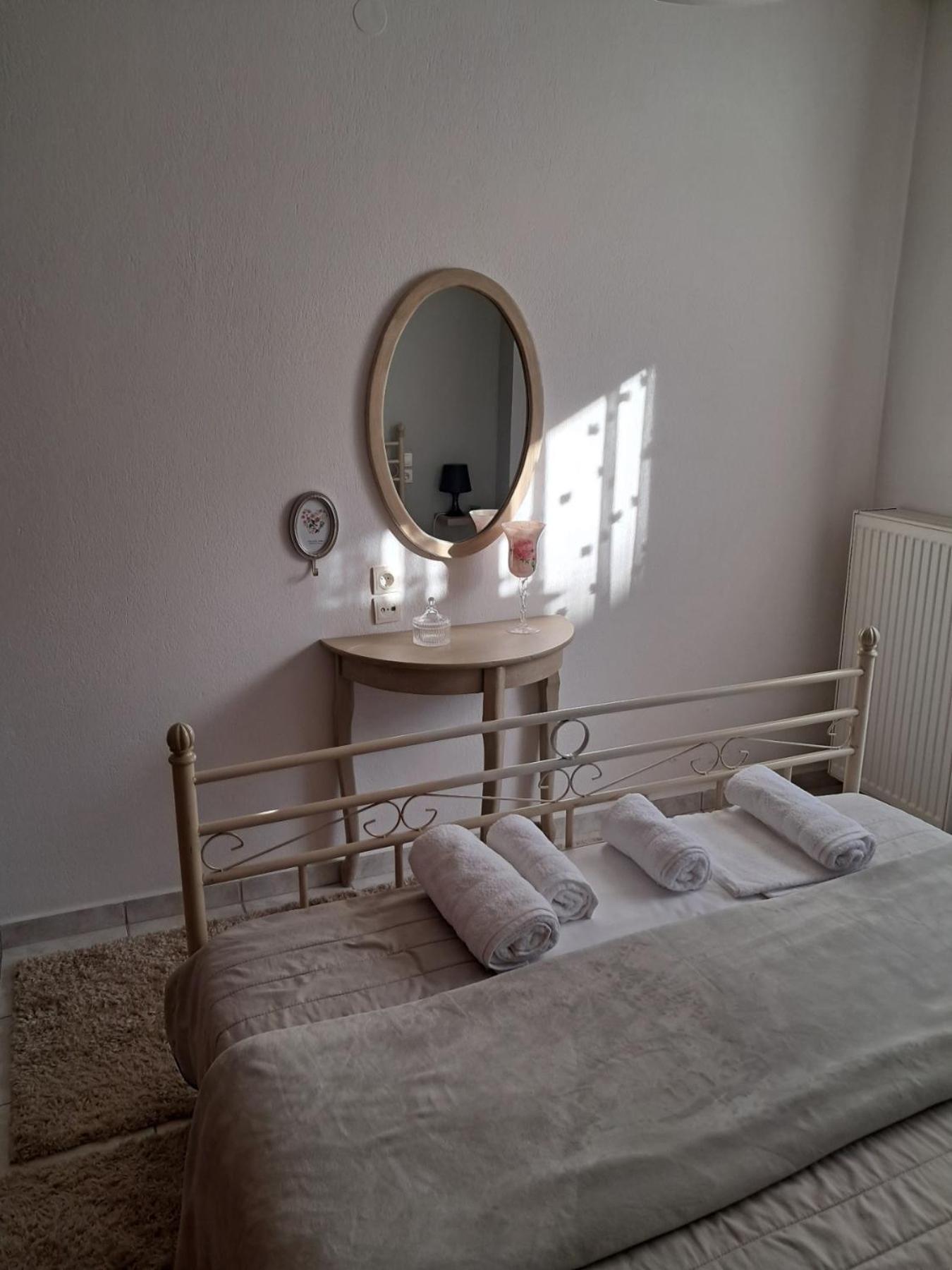 M Home Place Palio Limani Bagian luar foto